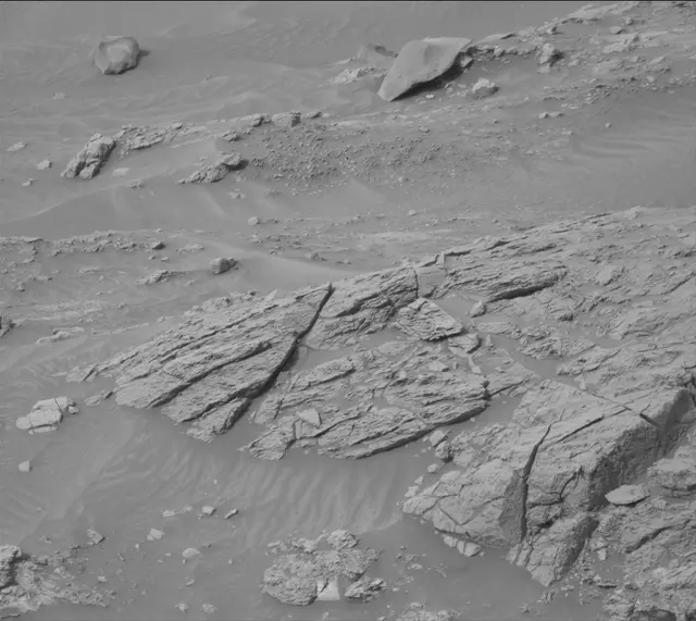 Sol 4140: Mast Camera (Mastcam)