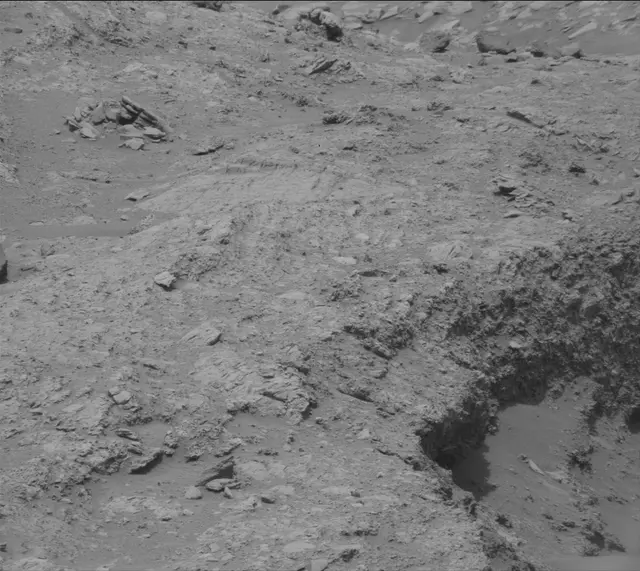 Sol 4141: Mast Camera (Mastcam)