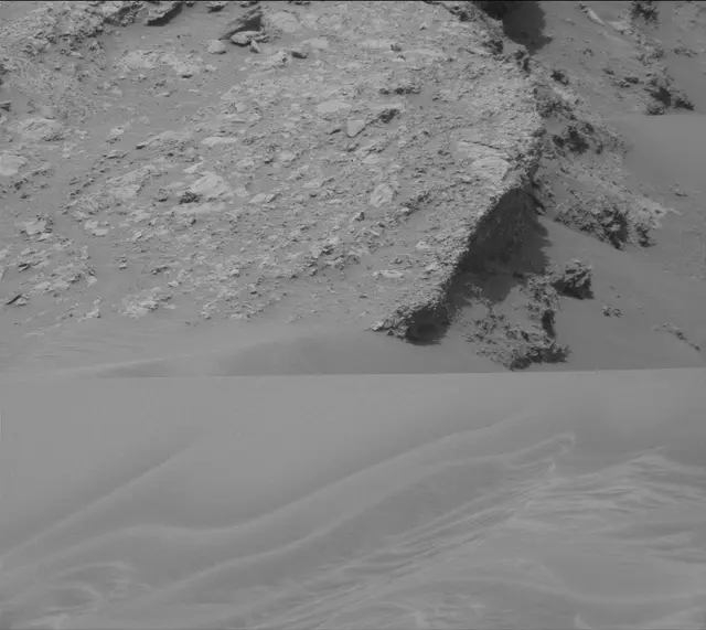 Sol 4141: Mast Camera (Mastcam)