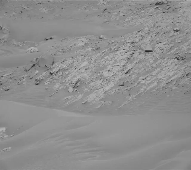 Sol 4141: Mast Camera (Mastcam)