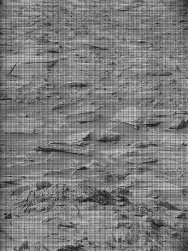 Sol 4142: Mast Camera (Mastcam)