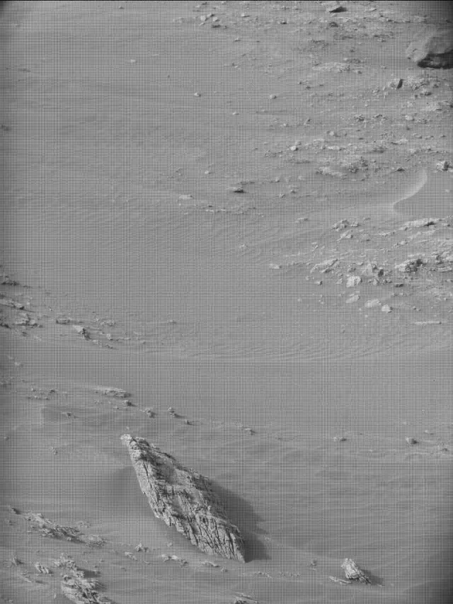 Sol 4142: Mast Camera (Mastcam)
