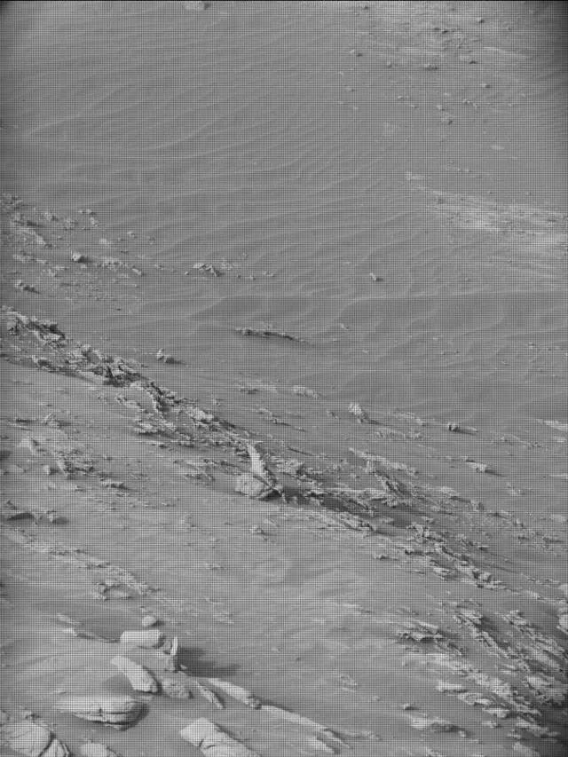 Sol 4142: Mast Camera (Mastcam)