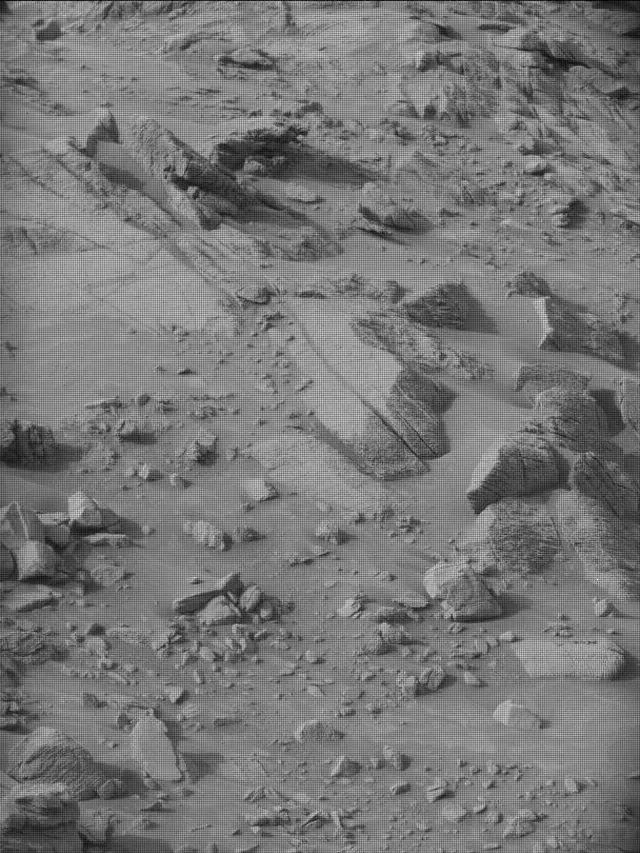 Sol 4142: Mast Camera (Mastcam)