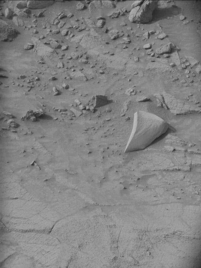 Sol 4142: Mast Camera (Mastcam)