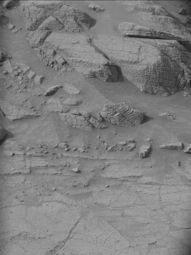 Sol 4142: Mast Camera (Mastcam)
