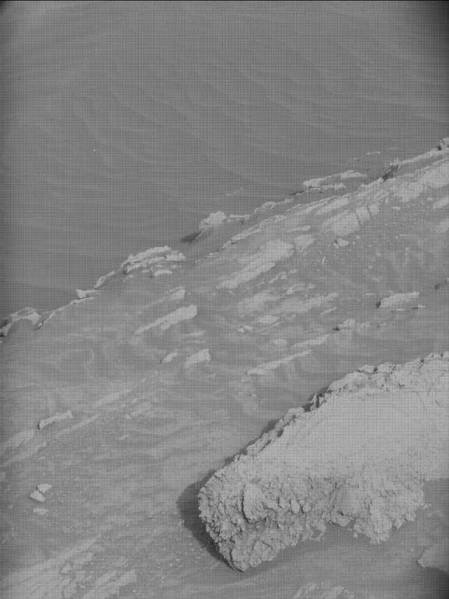 Sol 4142: Mast Camera (Mastcam)