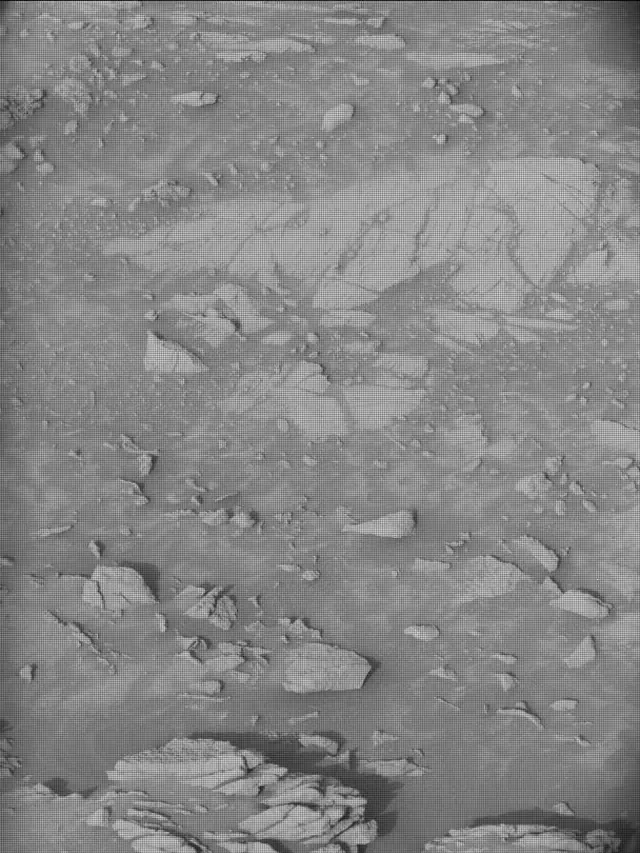 Sol 4142: Mast Camera (Mastcam)