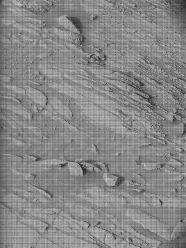 Sol 4142: Mast Camera (Mastcam)