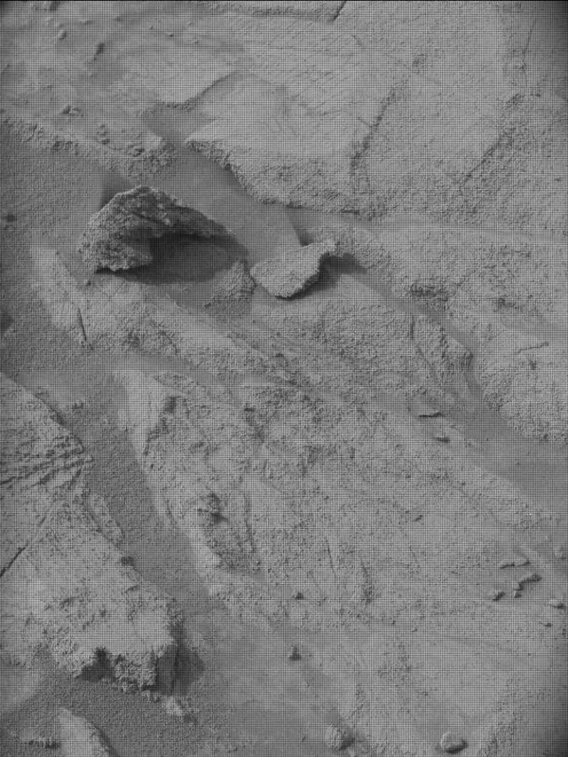 Sol 4142: Mast Camera (Mastcam)