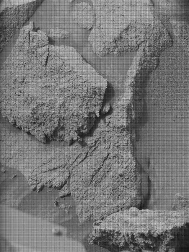 Sol 4142: Mast Camera (Mastcam)