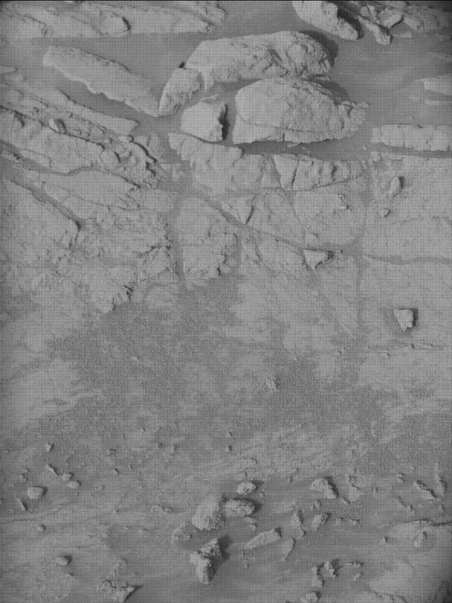 Sol 4142: Mast Camera (Mastcam)