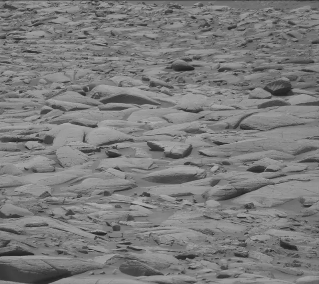 Sol 4142: Mast Camera (Mastcam)