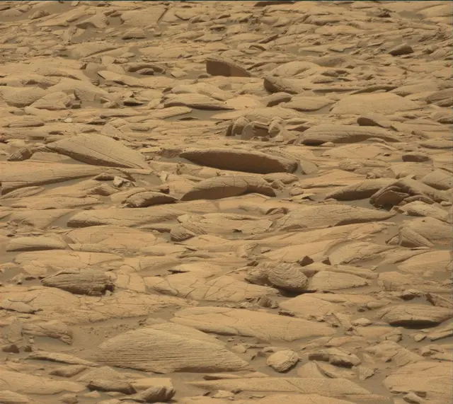 Sol 4142: Mast Camera (Mastcam)
