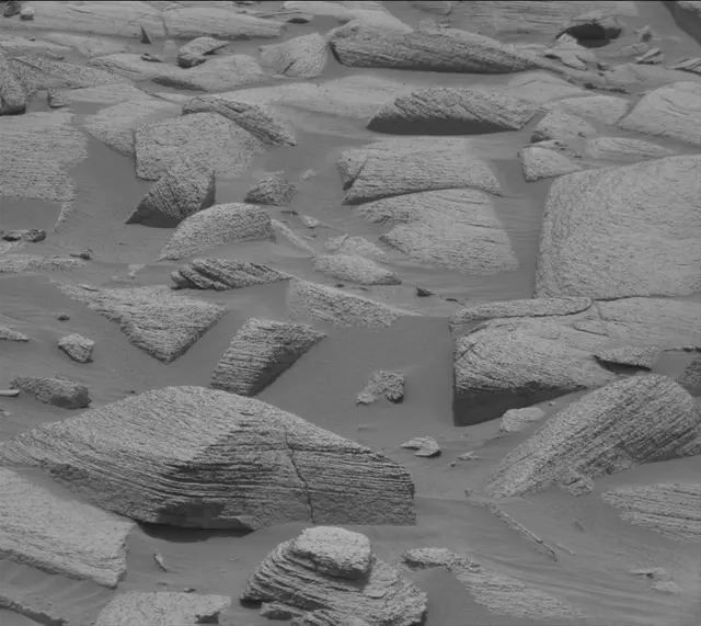Sol 4142: Mast Camera (Mastcam)