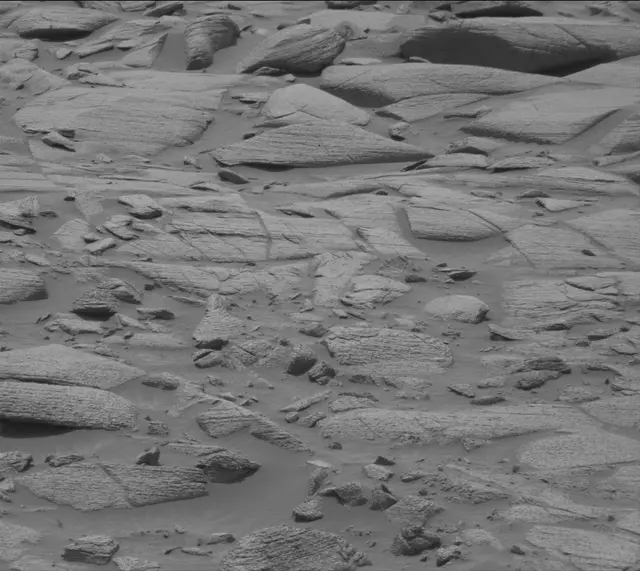 Sol 4142: Mast Camera (Mastcam)