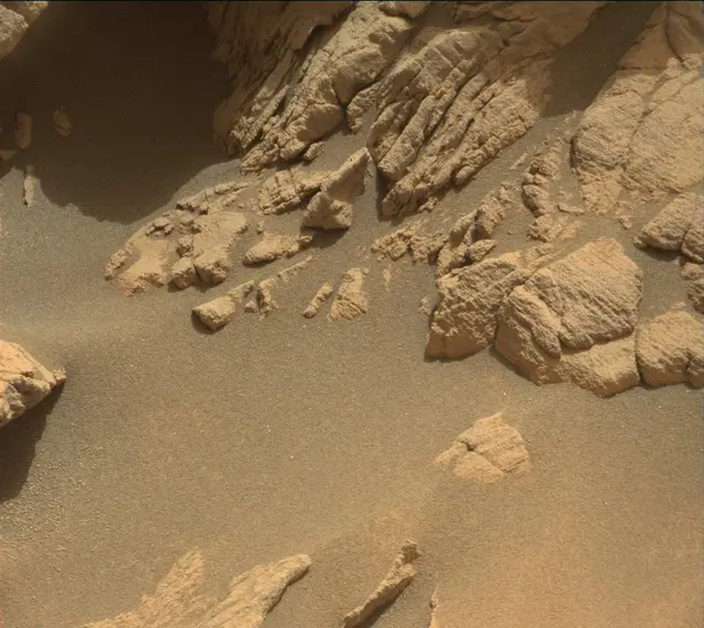 Sol 4142: Mast Camera (Mastcam)