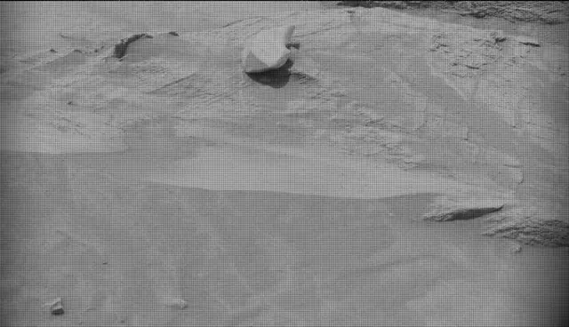Sol 4144: Mast Camera (Mastcam)