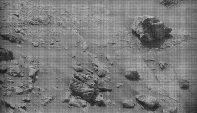 Sol 4144: Mast Camera (Mastcam)
