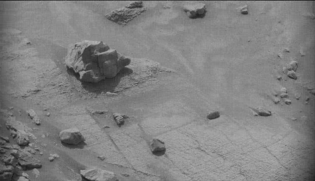 Sol 4144: Mast Camera (Mastcam)