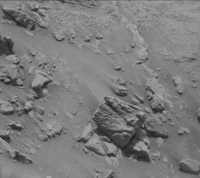 Sol 4144: Mast Camera (Mastcam)