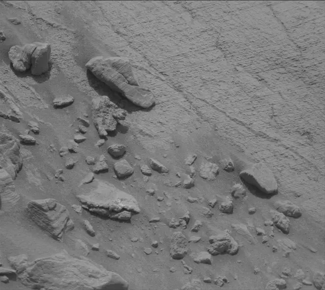 Sol 4144: Mast Camera (Mastcam)