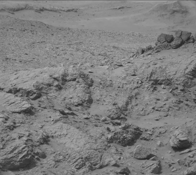 Sol 4144: Mast Camera (Mastcam)