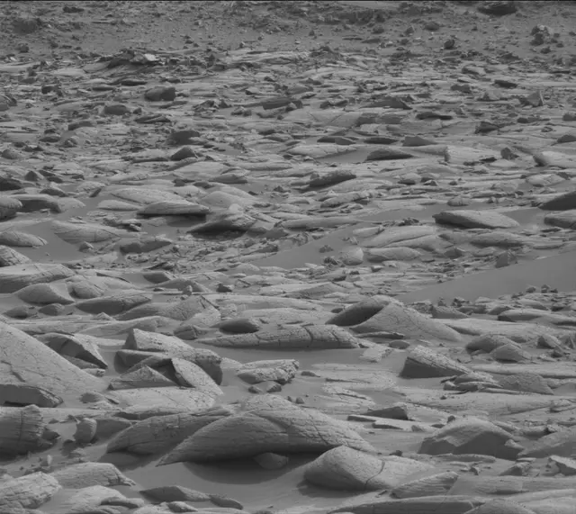 Sol 4144: Mast Camera (Mastcam)