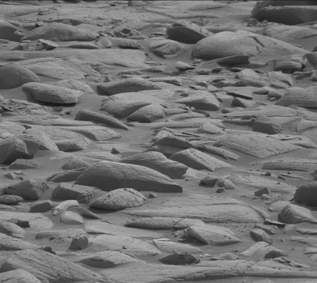 Sol 4144: Mast Camera (Mastcam)
