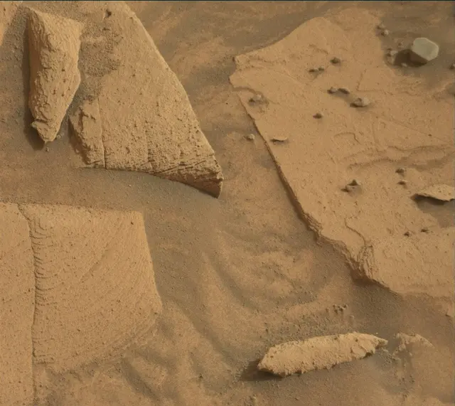 Sol 4144: Mast Camera (Mastcam)