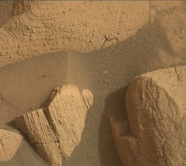 Sol 4144: Mast Camera (Mastcam)