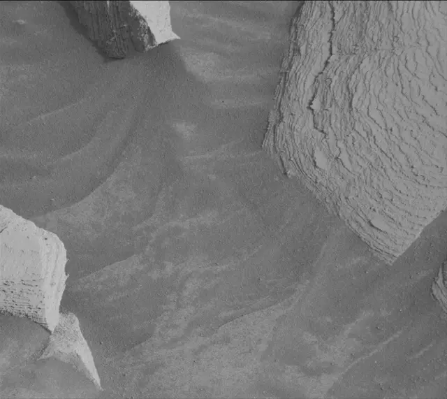 Sol 4144: Mast Camera (Mastcam)