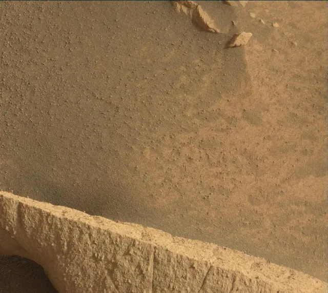 Sol 4144: Mast Camera (Mastcam)