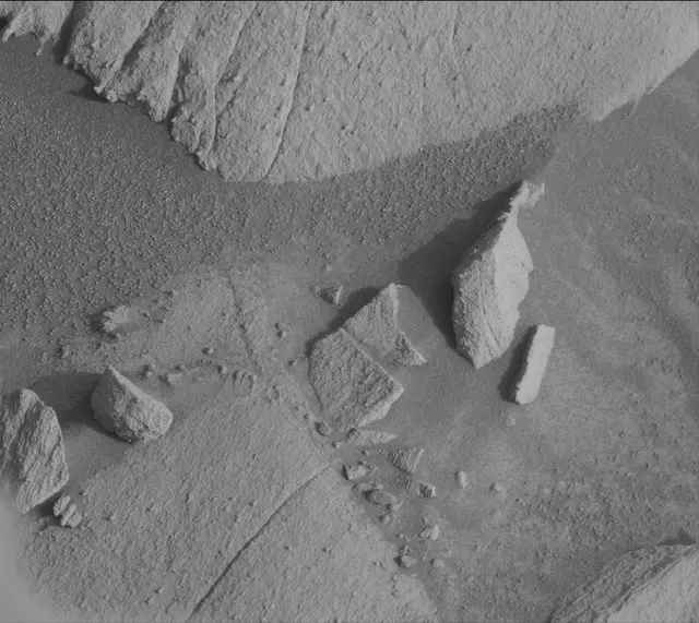 Sol 4144: Mast Camera (Mastcam)