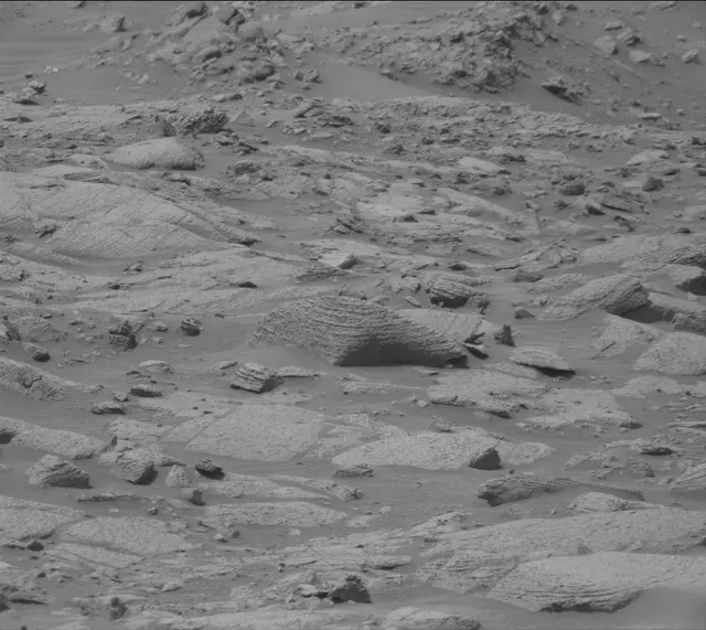 Sol 4146: Mast Camera (Mastcam)