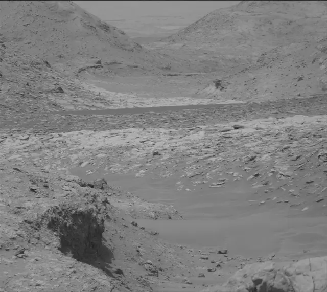 Sol 4146: Mast Camera (Mastcam)