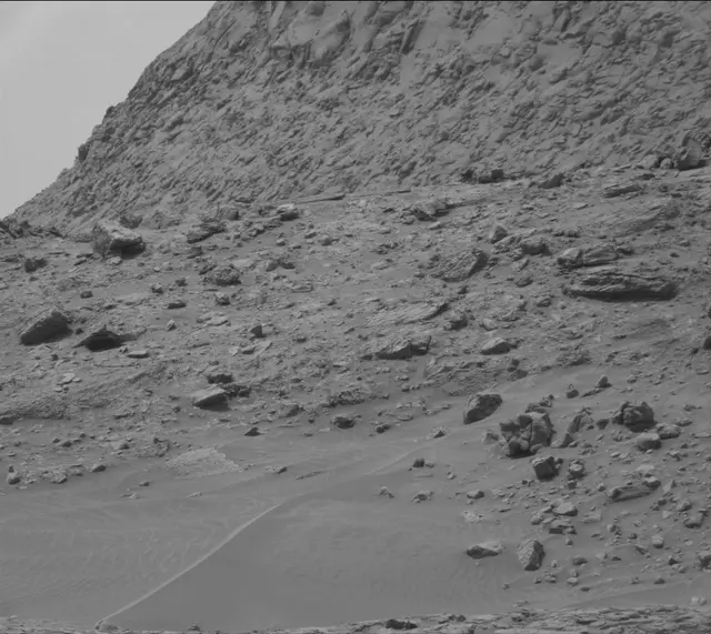 Sol 4146: Mast Camera (Mastcam)