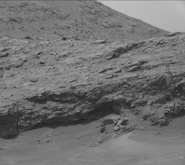 Sol 4146: Mast Camera (Mastcam)