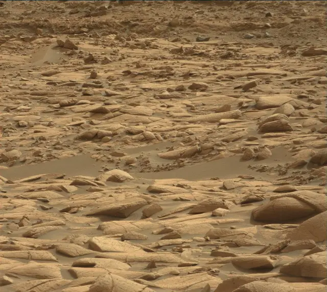 Sol 4146: Mast Camera (Mastcam)
