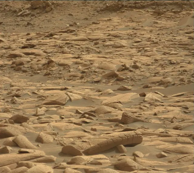 Sol 4146: Mast Camera (Mastcam)