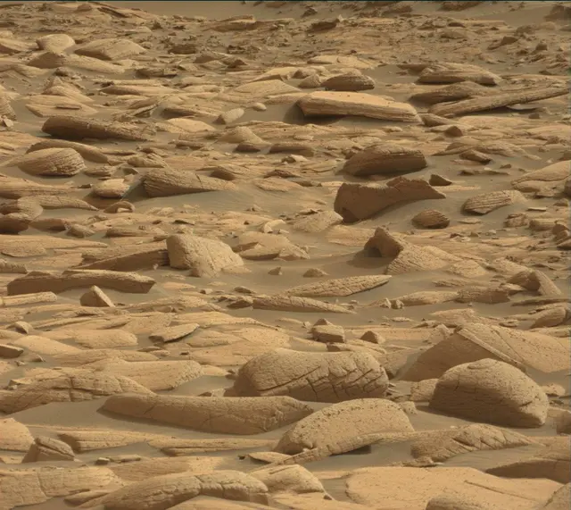 Sol 4146: Mast Camera (Mastcam)