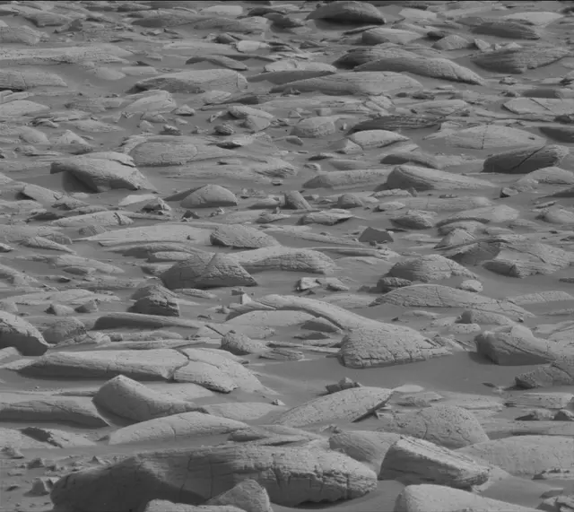 Sol 4146: Mast Camera (Mastcam)