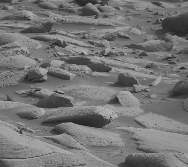 Sol 4146: Mast Camera (Mastcam)