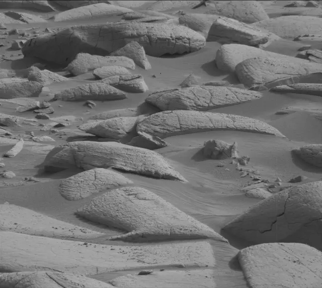 Sol 4146: Mast Camera (Mastcam)