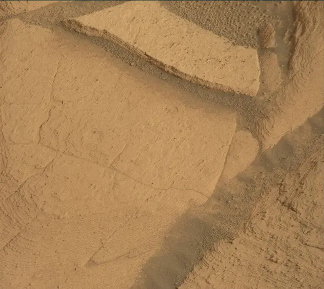 Sol 4146: Mast Camera (Mastcam)
