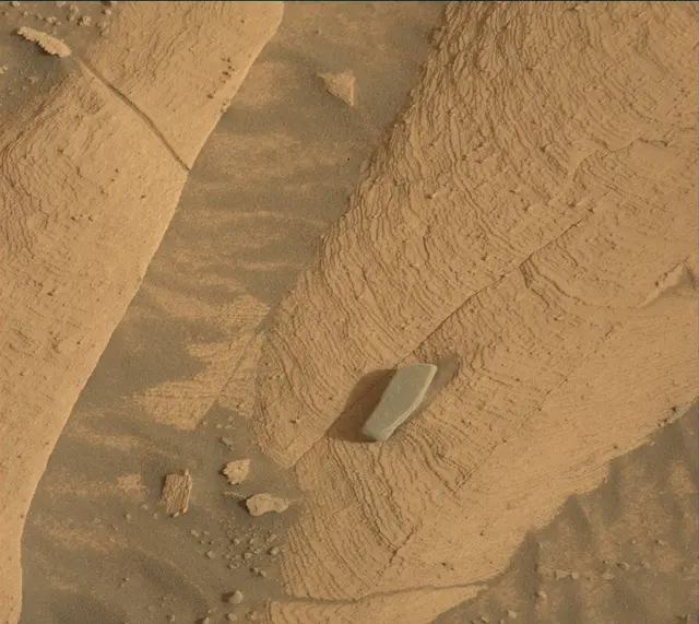 Sol 4146: Mast Camera (Mastcam)