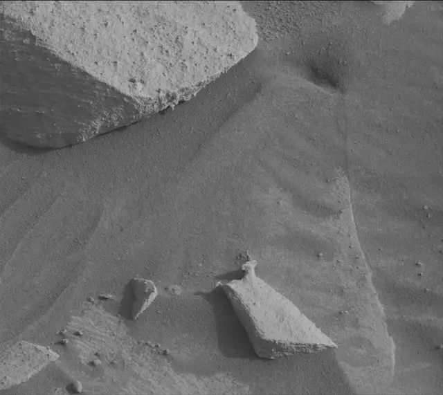 Sol 4146: Mast Camera (Mastcam)