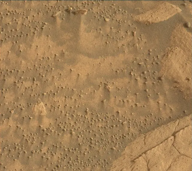 Sol 4146: Mast Camera (Mastcam)