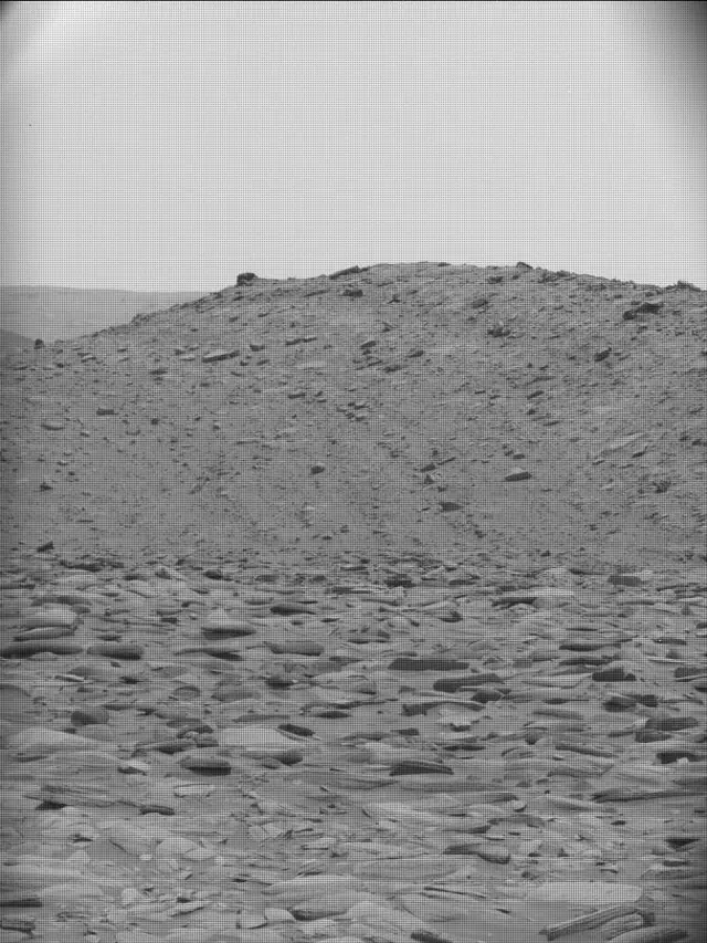 Sol 4148: Mast Camera (Mastcam)