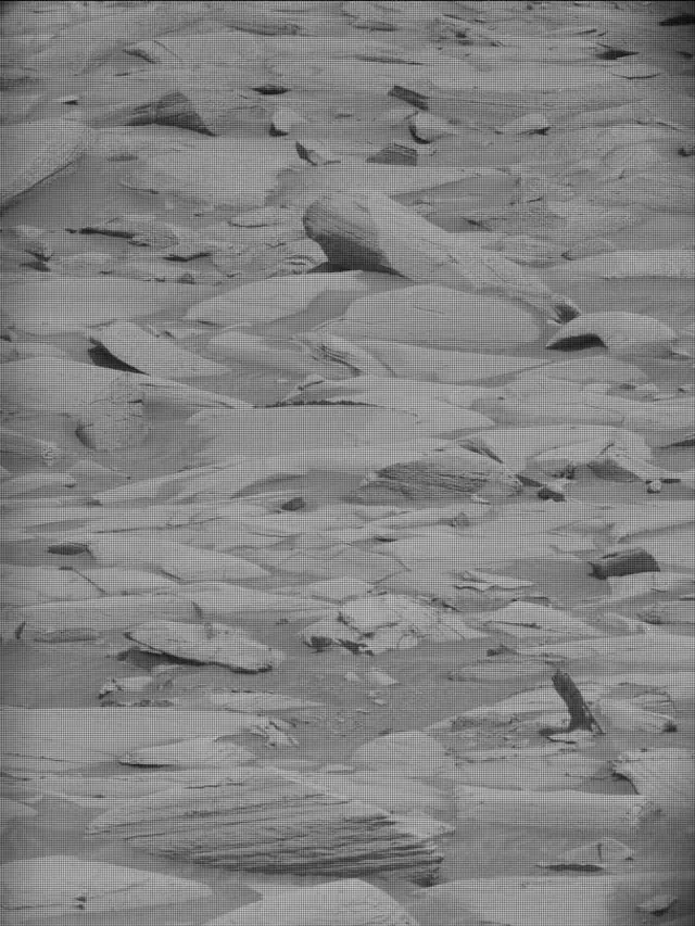 Sol 4148: Mast Camera (Mastcam)